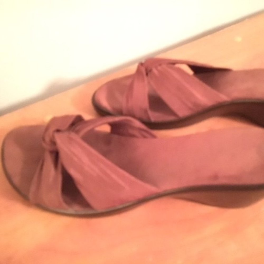 Shoes - Picture 2 of 3